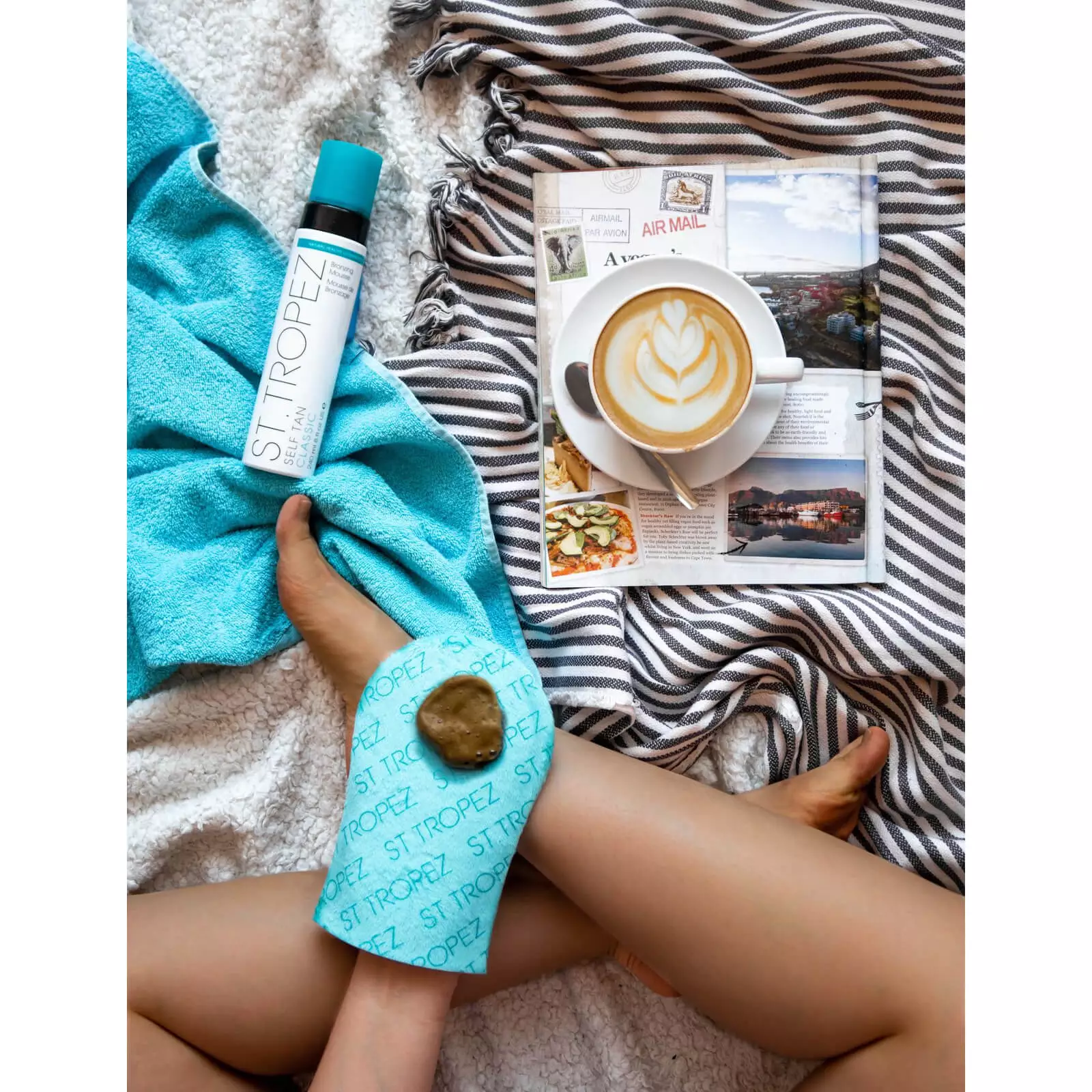 St.Tropez Classic Bronzing Mousse 240ml - Image 5